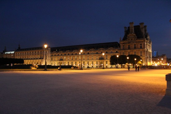 Place du Carrousel in der blauen Stunde Place du Carrousel in der blauen Stunde