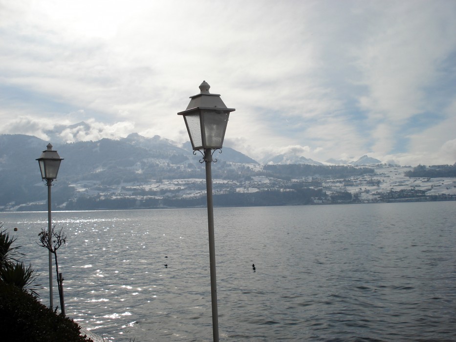 Sicht über den Thunersee vom Solbad Merligen Sicht über den Thunersee vom Solbad Merligen