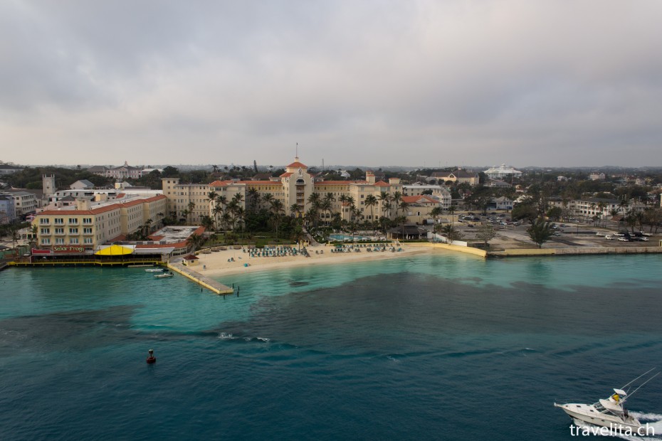 Strand im Hafen von Nassau Strand im Hafen von Nassau