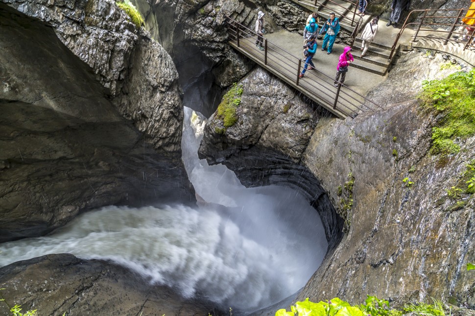 lauterbrunnen-Trümmelbachfälle-1