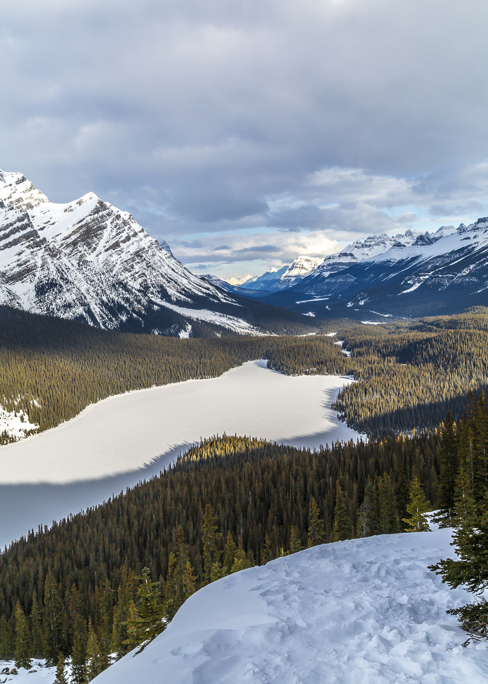 Bow-Summit-Peyto-Lake