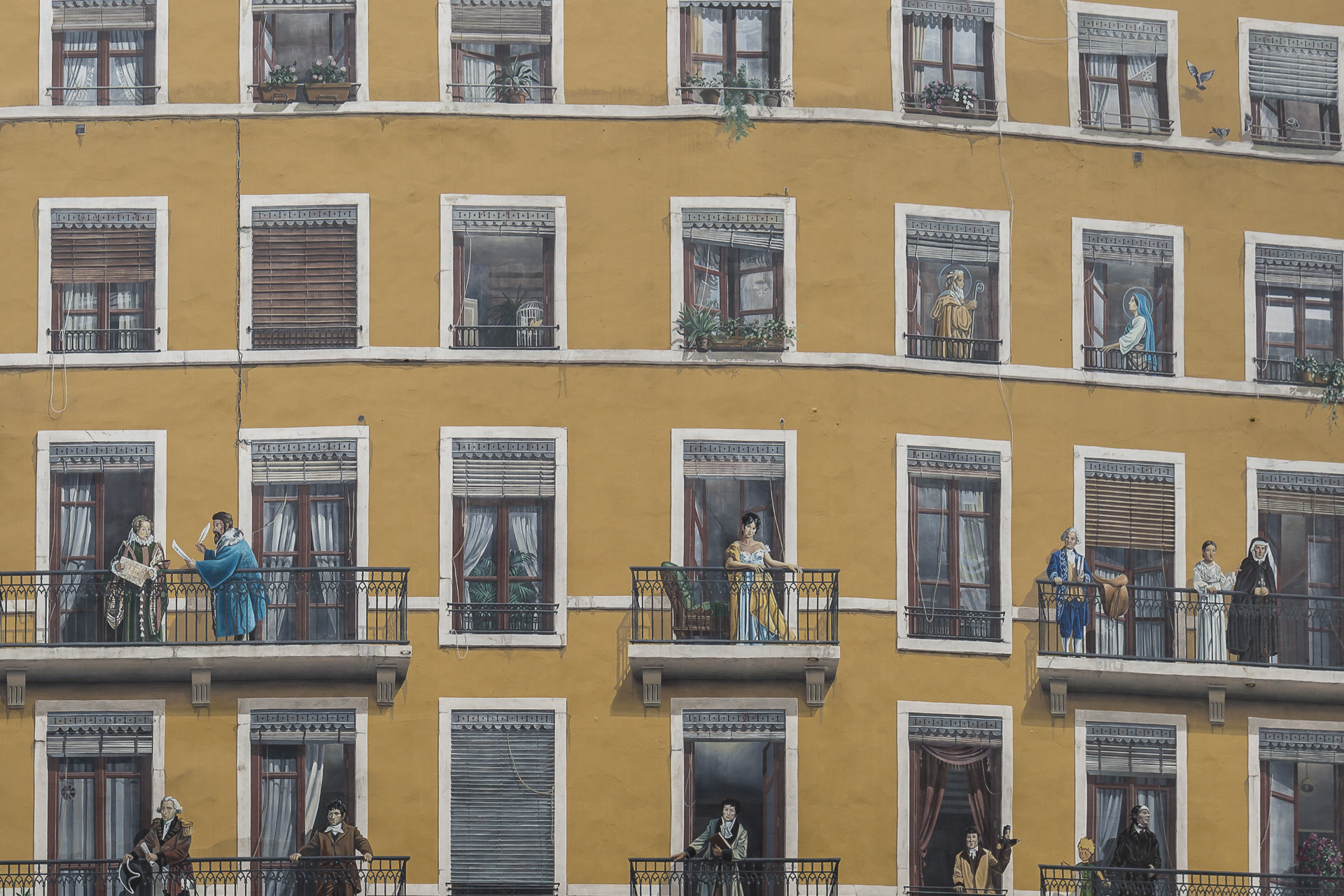 Facade-of-Lyon