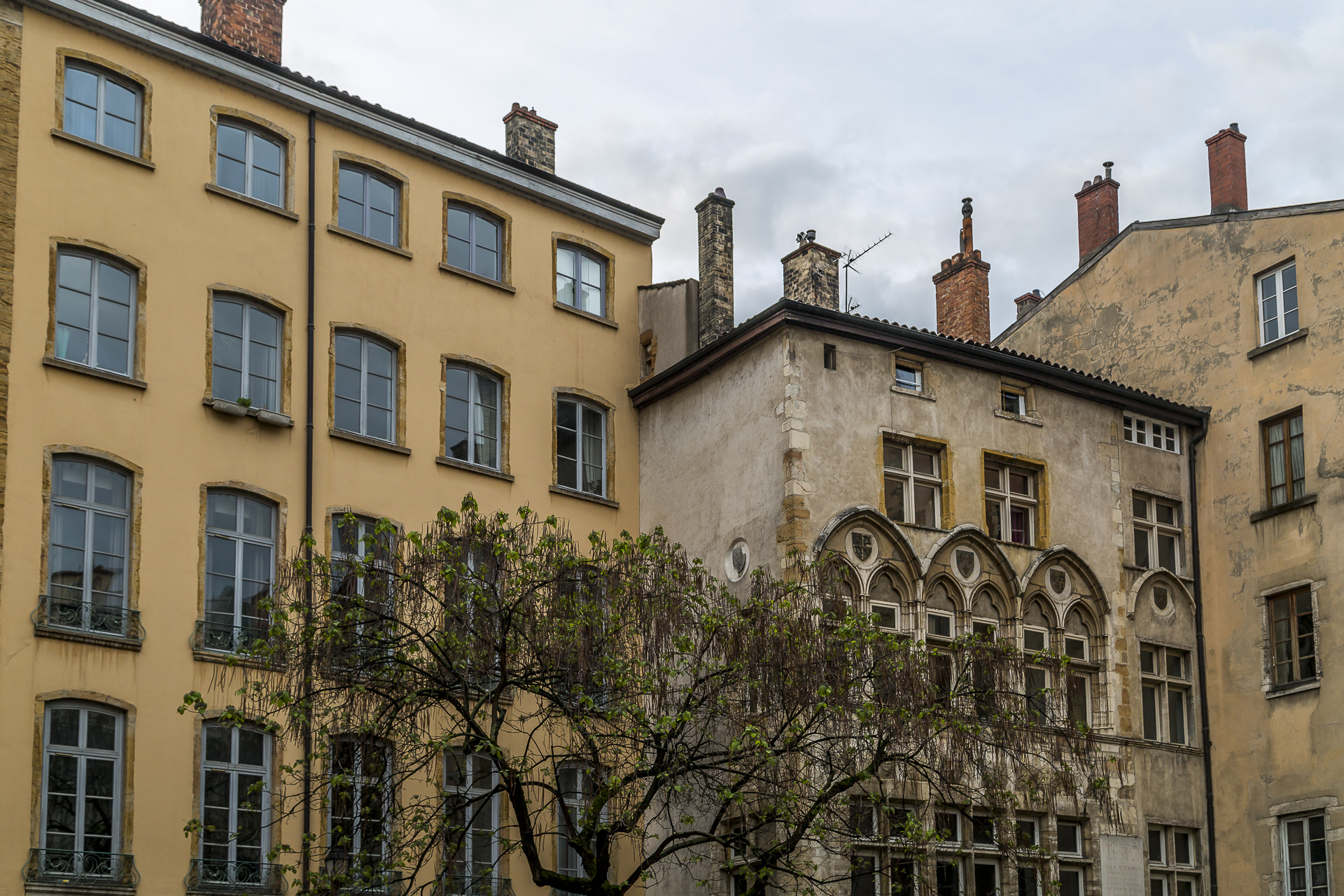 vieux-lyon-fassaden