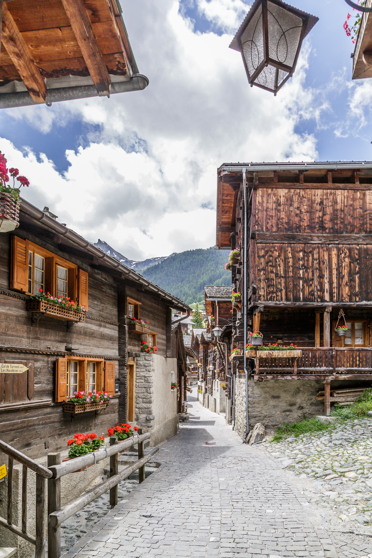 Grimentz-alte-Speicher