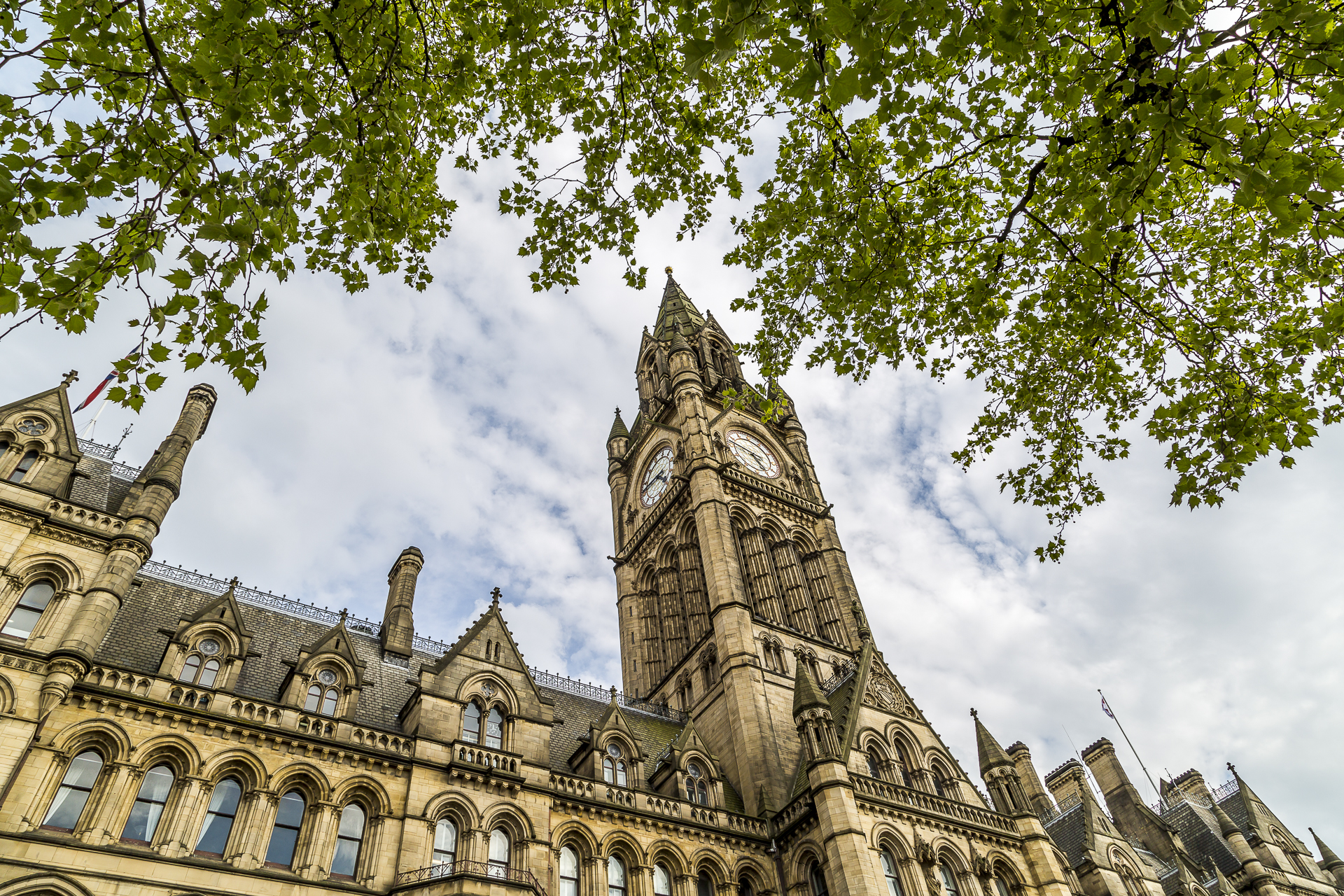 Manchester-City-Hall