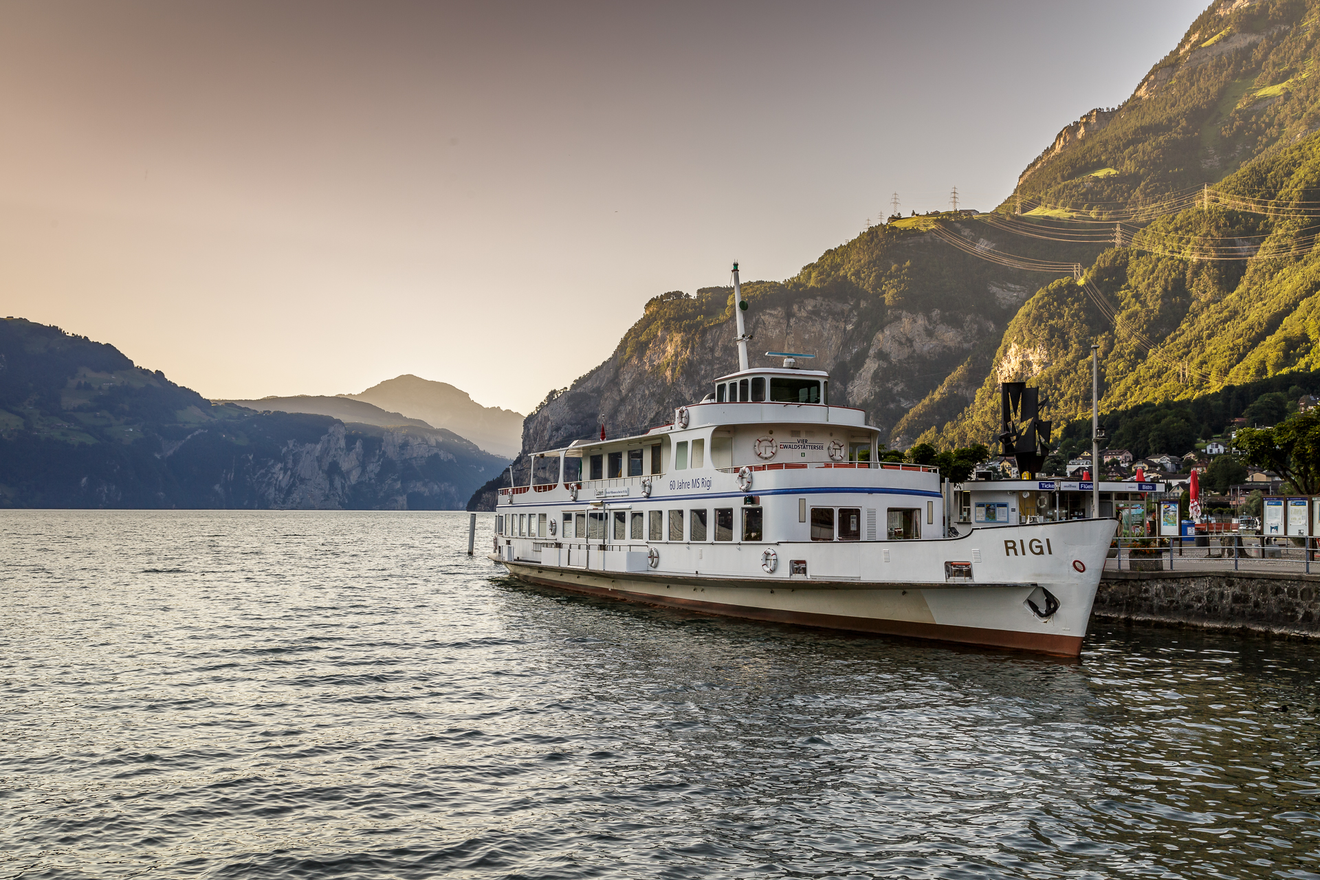 Fluelen-Dampfschiff-Rigi