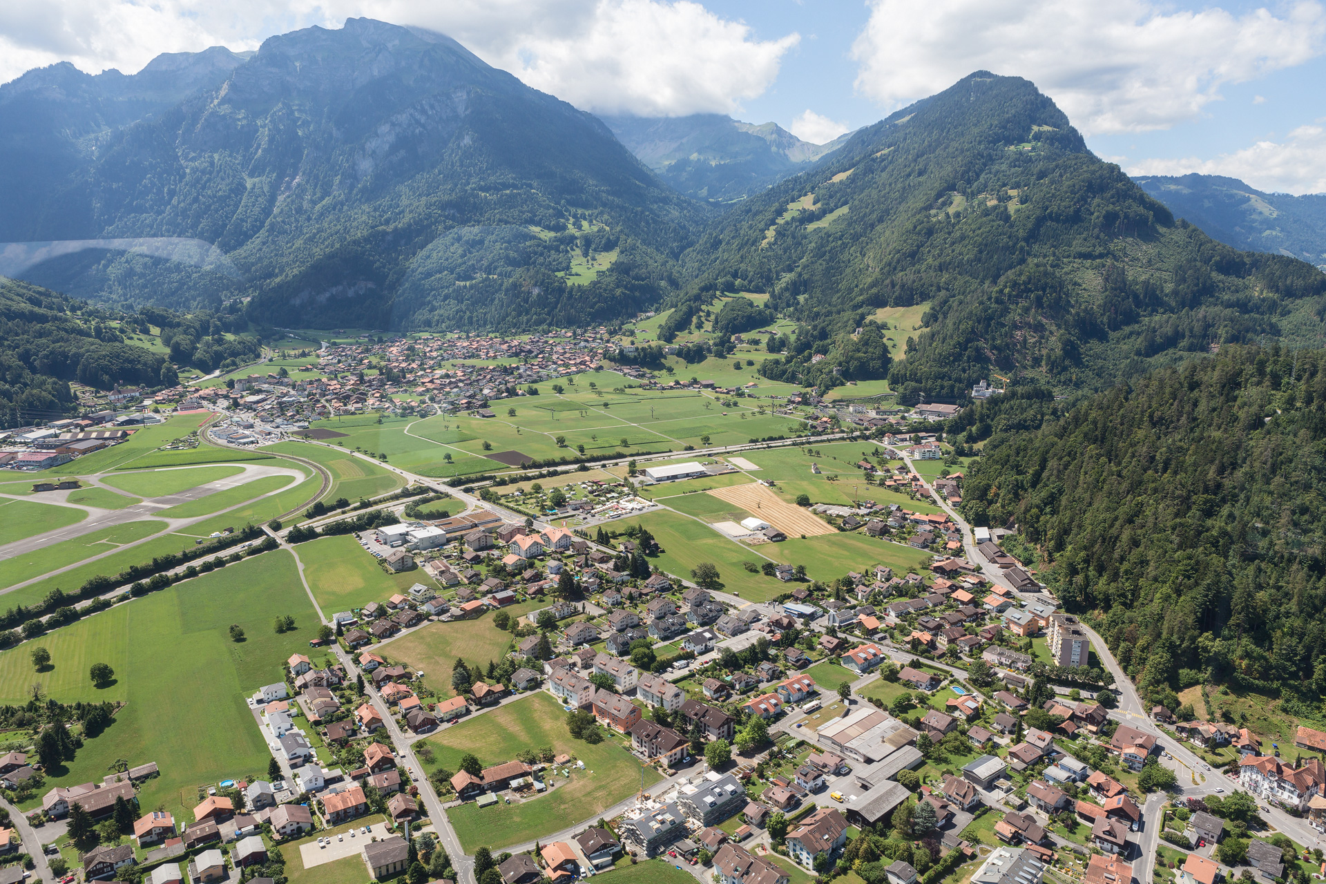 Mamo-Photography-Luftschiff-Berner-Oberland