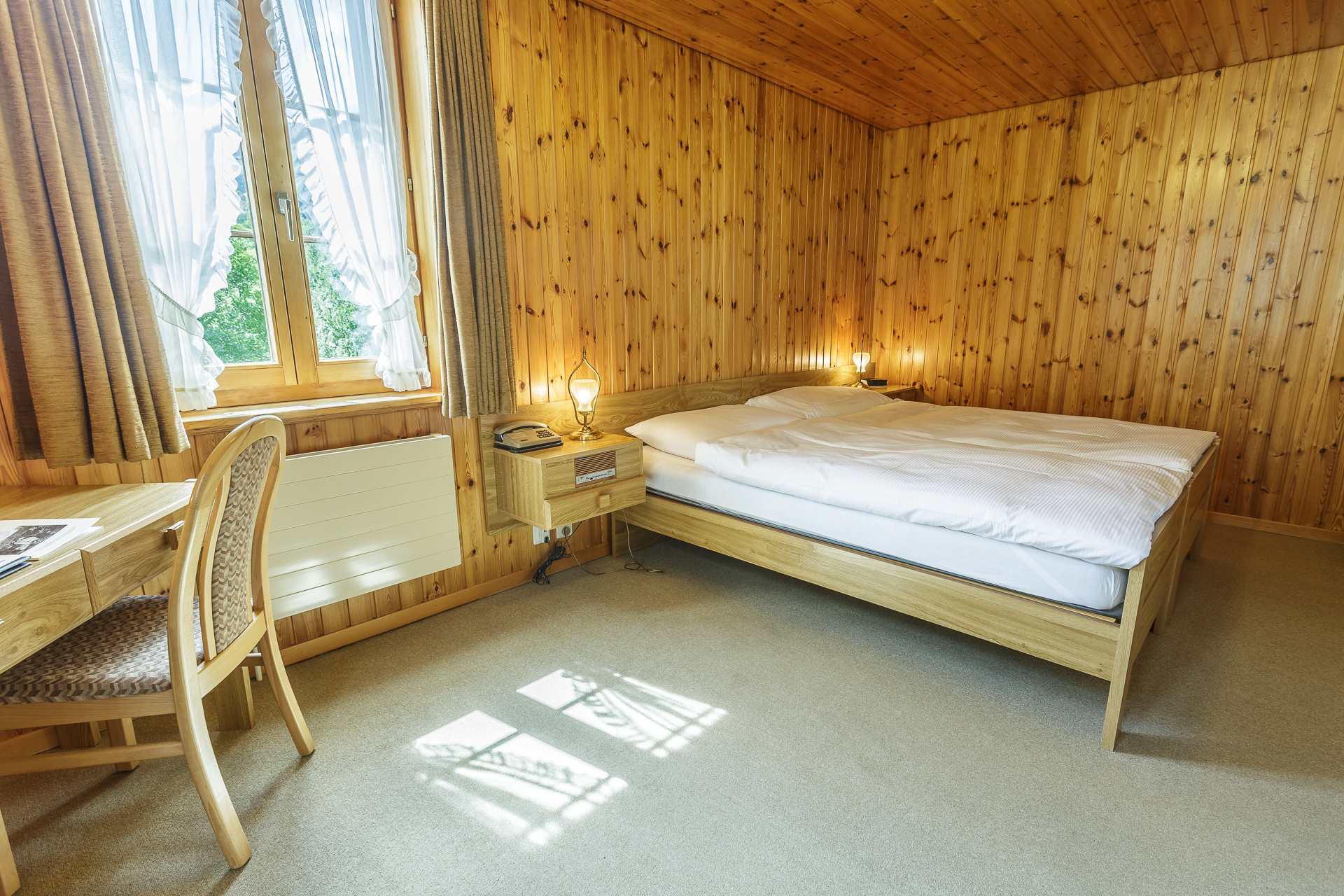 Hotel-Nest-Bietschhorn-Loetschental-Zimmer-2
