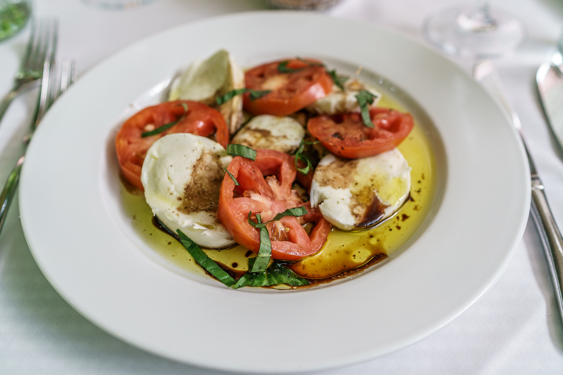 sony-alpha-7r-ii-tomaten-mozarella