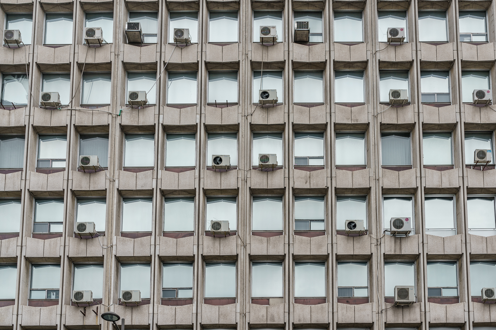 Brutalismus-Belgrad-1