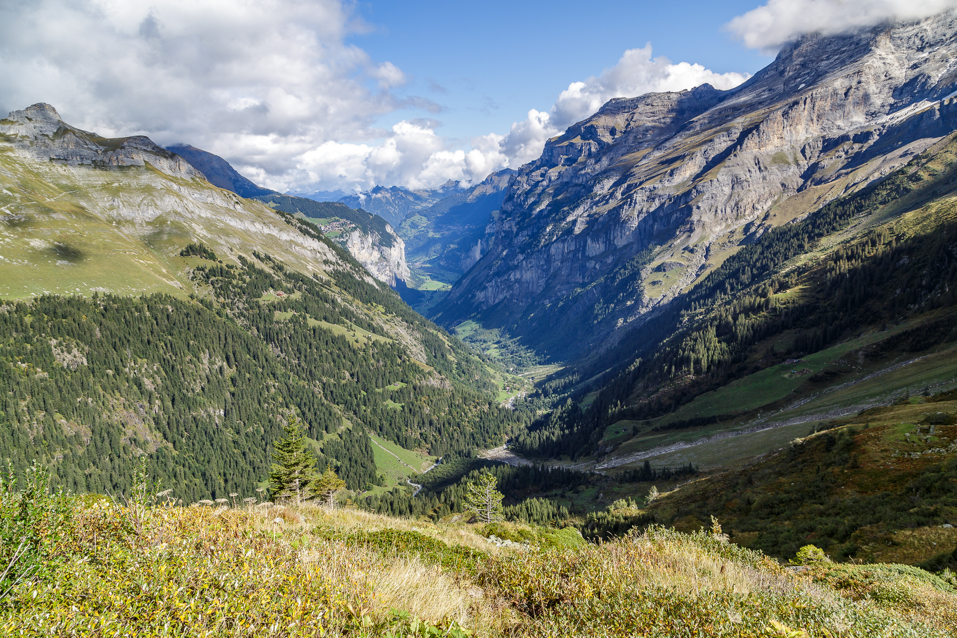 Hinteres-Lauterbrunnental-Panorama