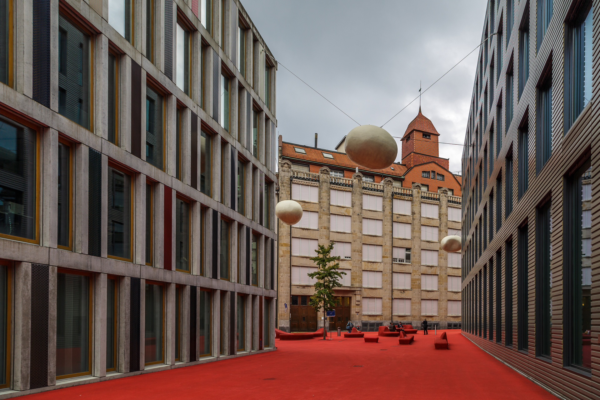 Roter-Platz-pipilotti-rist