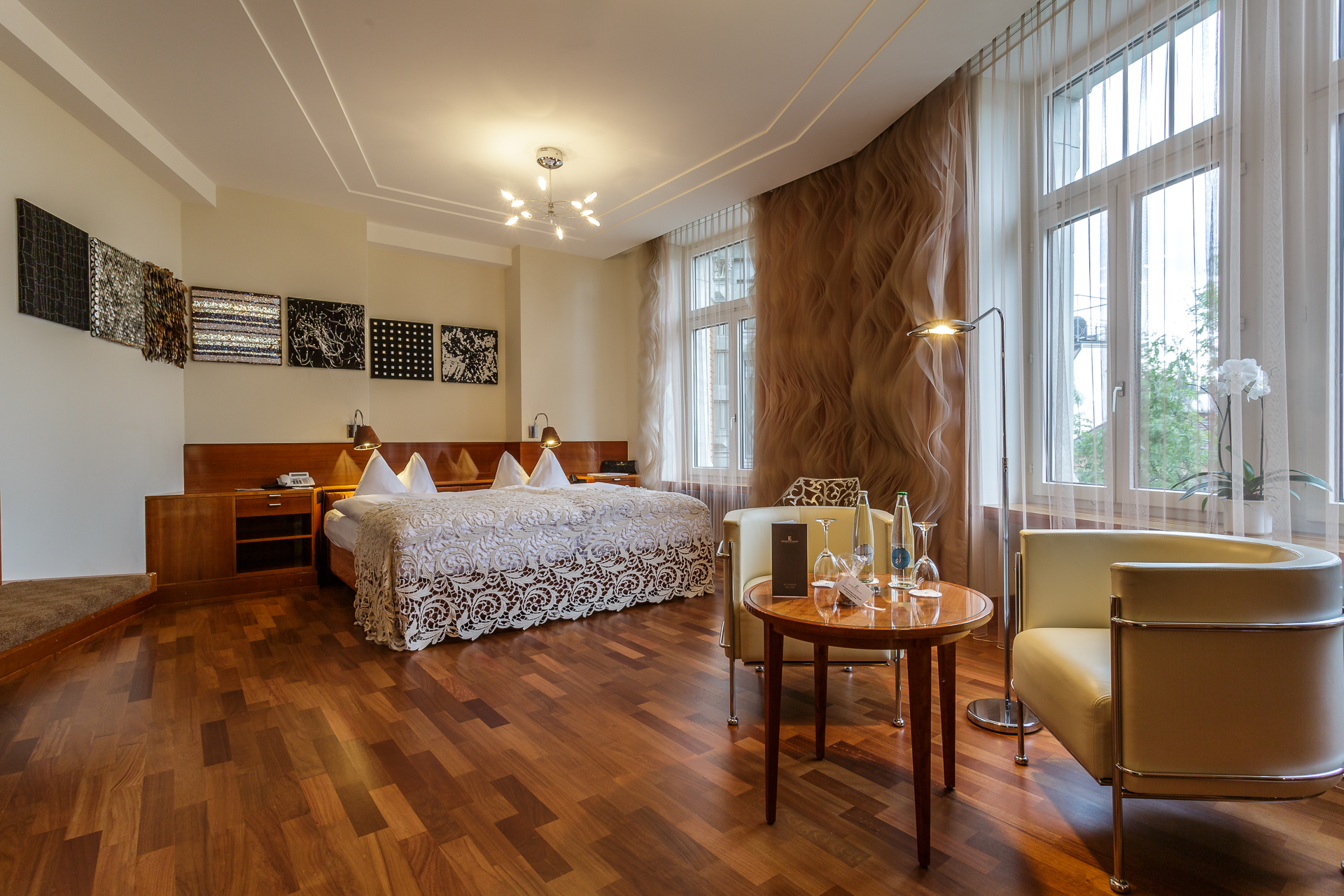 Textilland-Junior-Suite-Hotel-Einstein