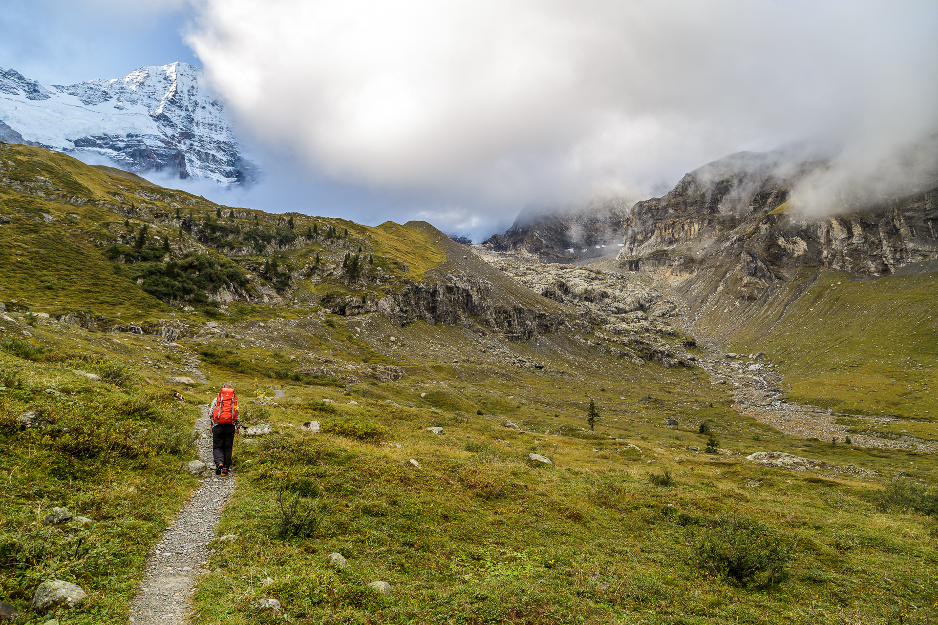 Wanderung-Hinteres-Lauterbrunnental-Breithorn