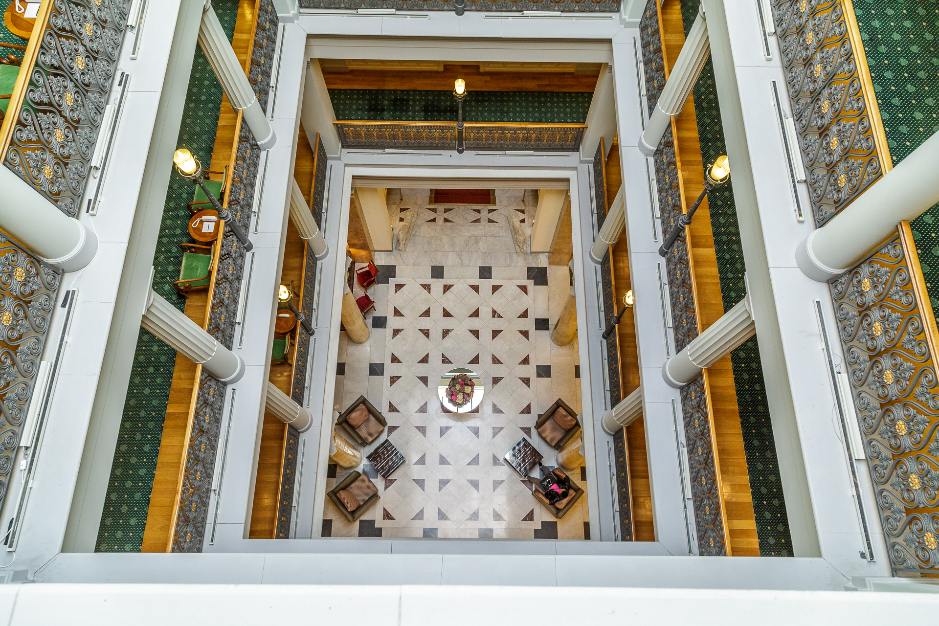 Beau-Rivage-Palace-Lausanne-Lobby