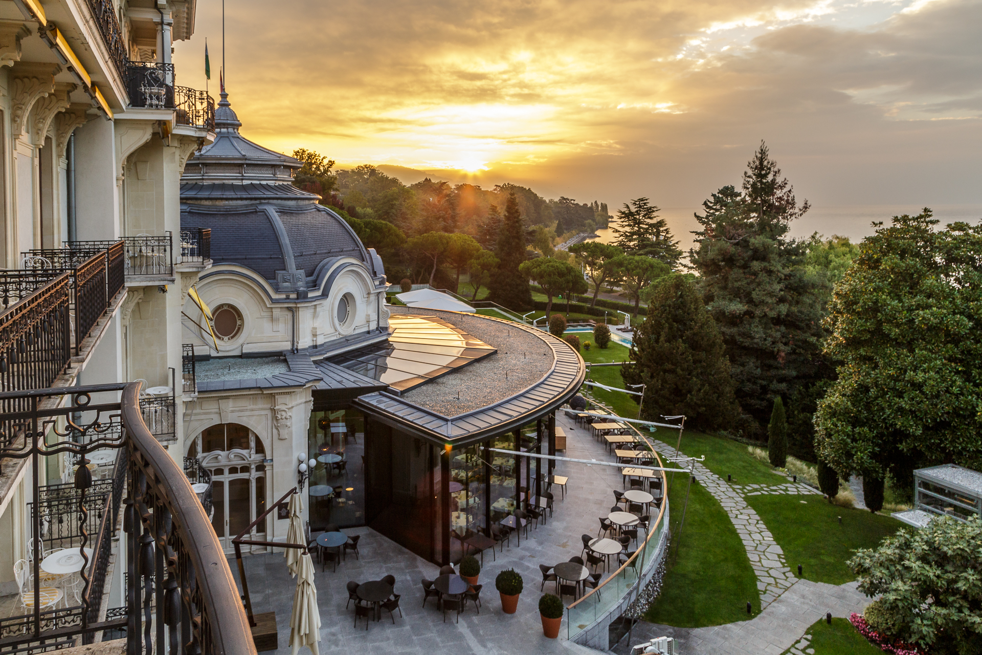Beau-Rivage-Palace-Sonnenaufgang