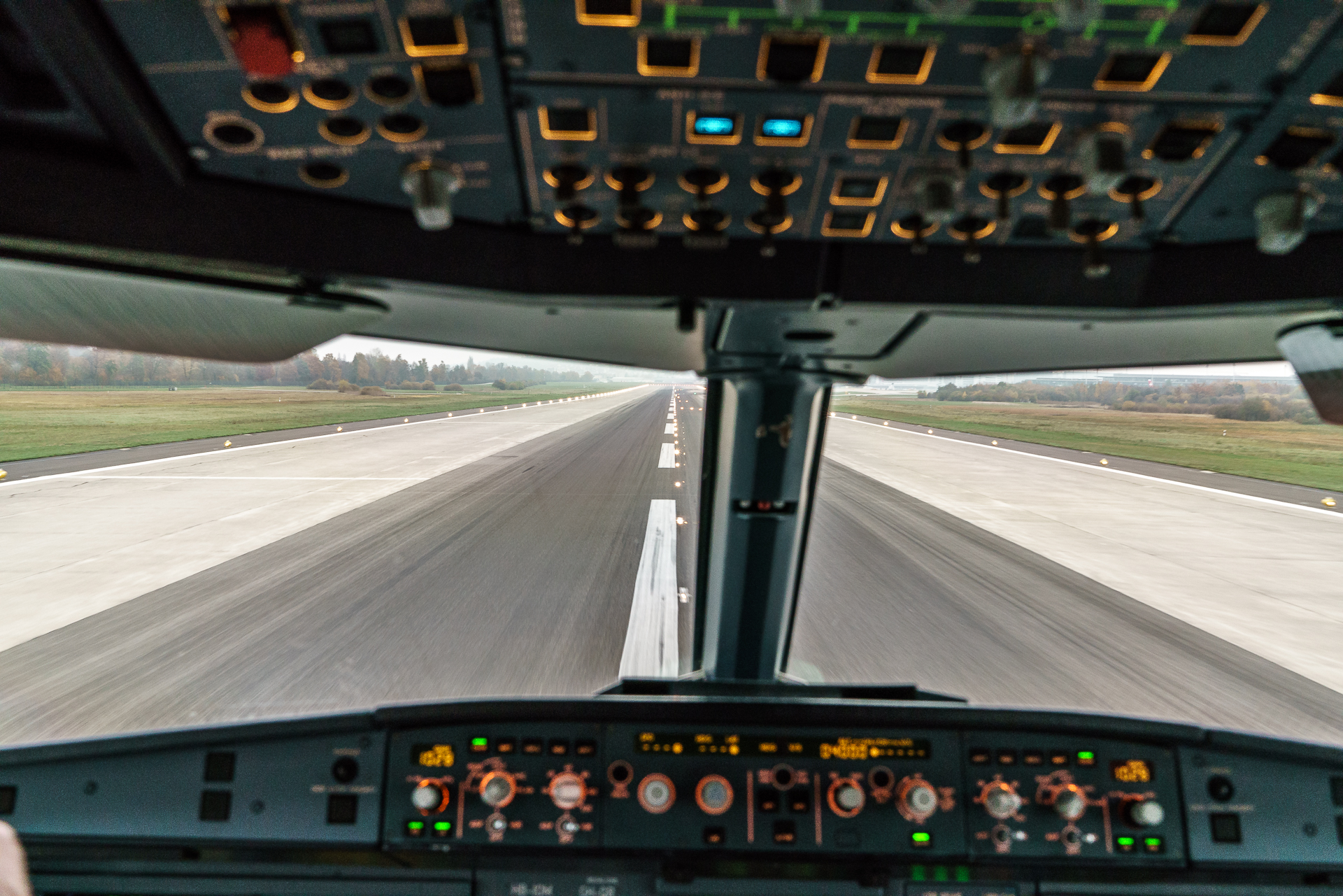 Cockpit-Landeanflug-Swiss