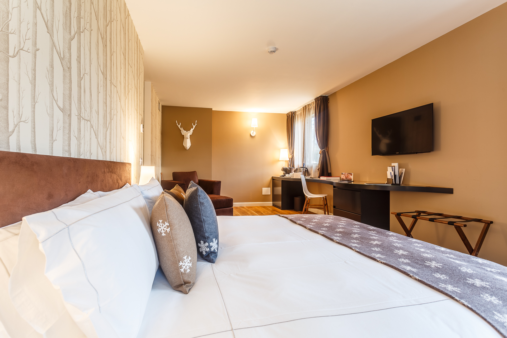 Deluxe-Room-Nira-Montana-2