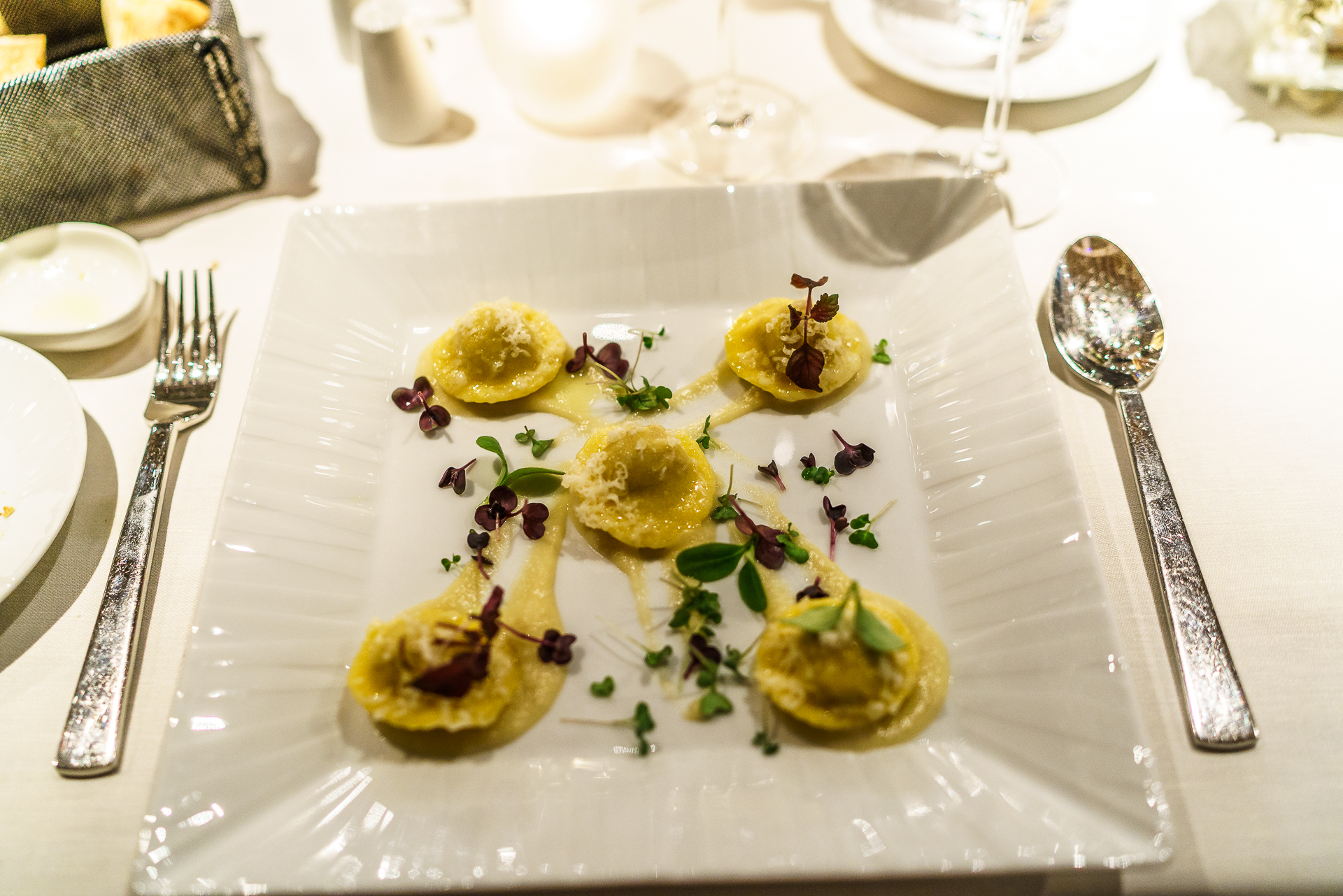 Nira-Montana-Restaurant-Stars-1