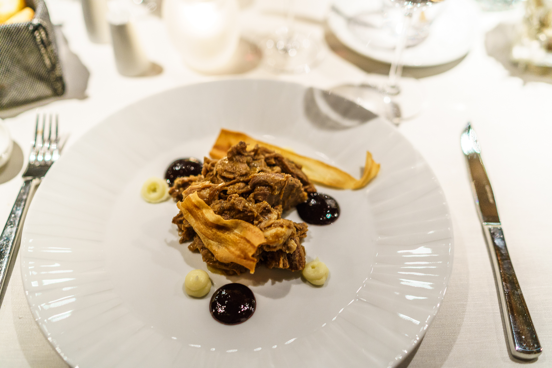 Nira-Montana-Restaurant-Stars-2