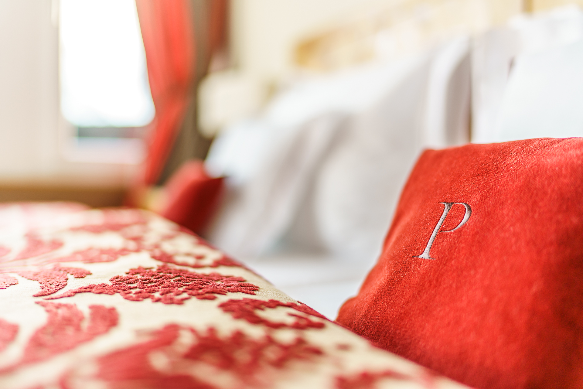 Hote-Paradies-Suite-1