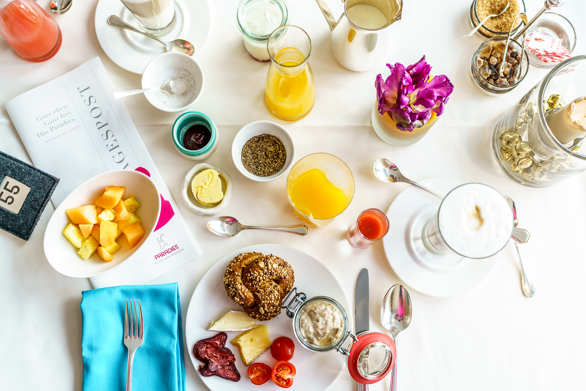 Hotel-Paradies-Fruehstueck