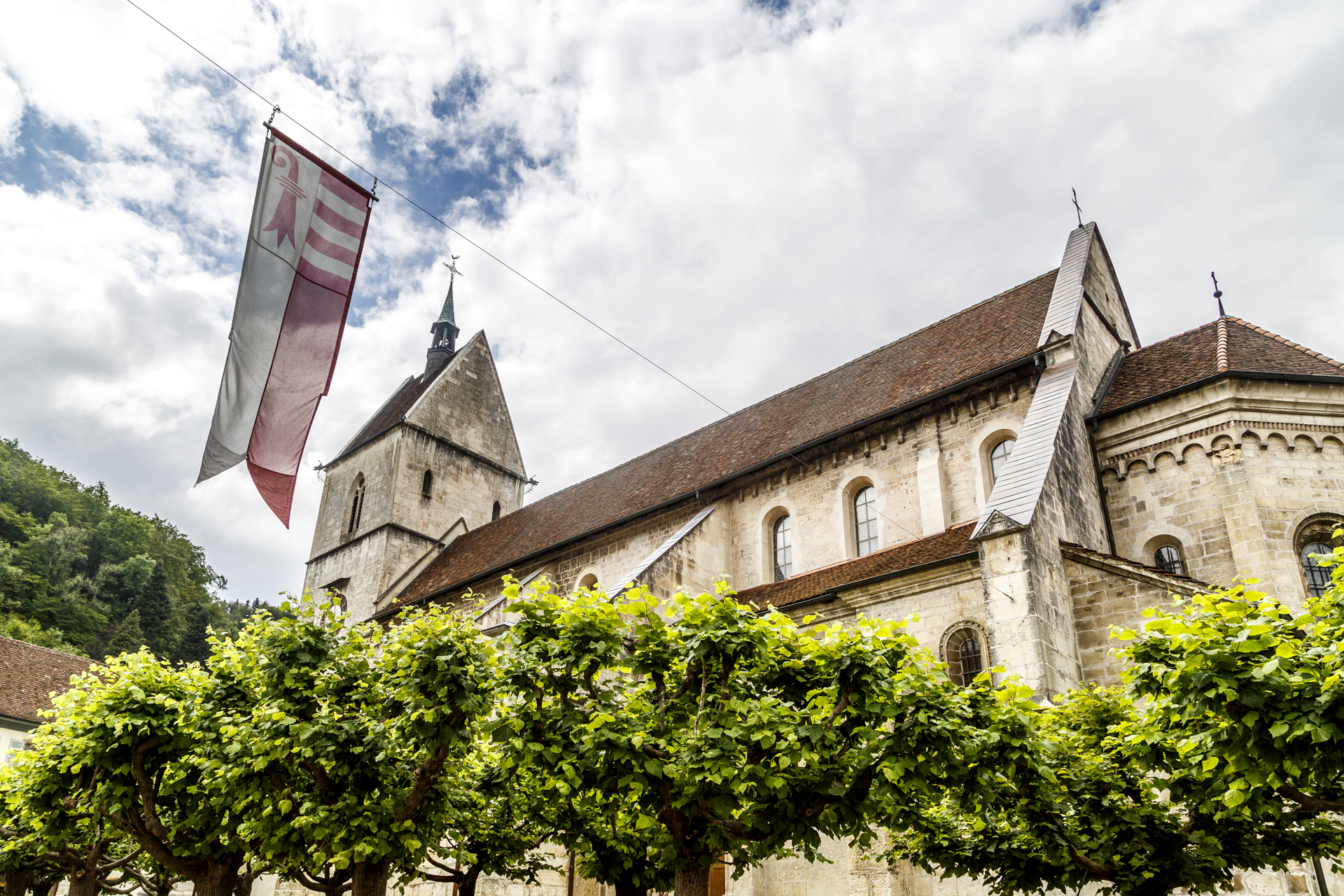 Saint-Ursanne-Kirche