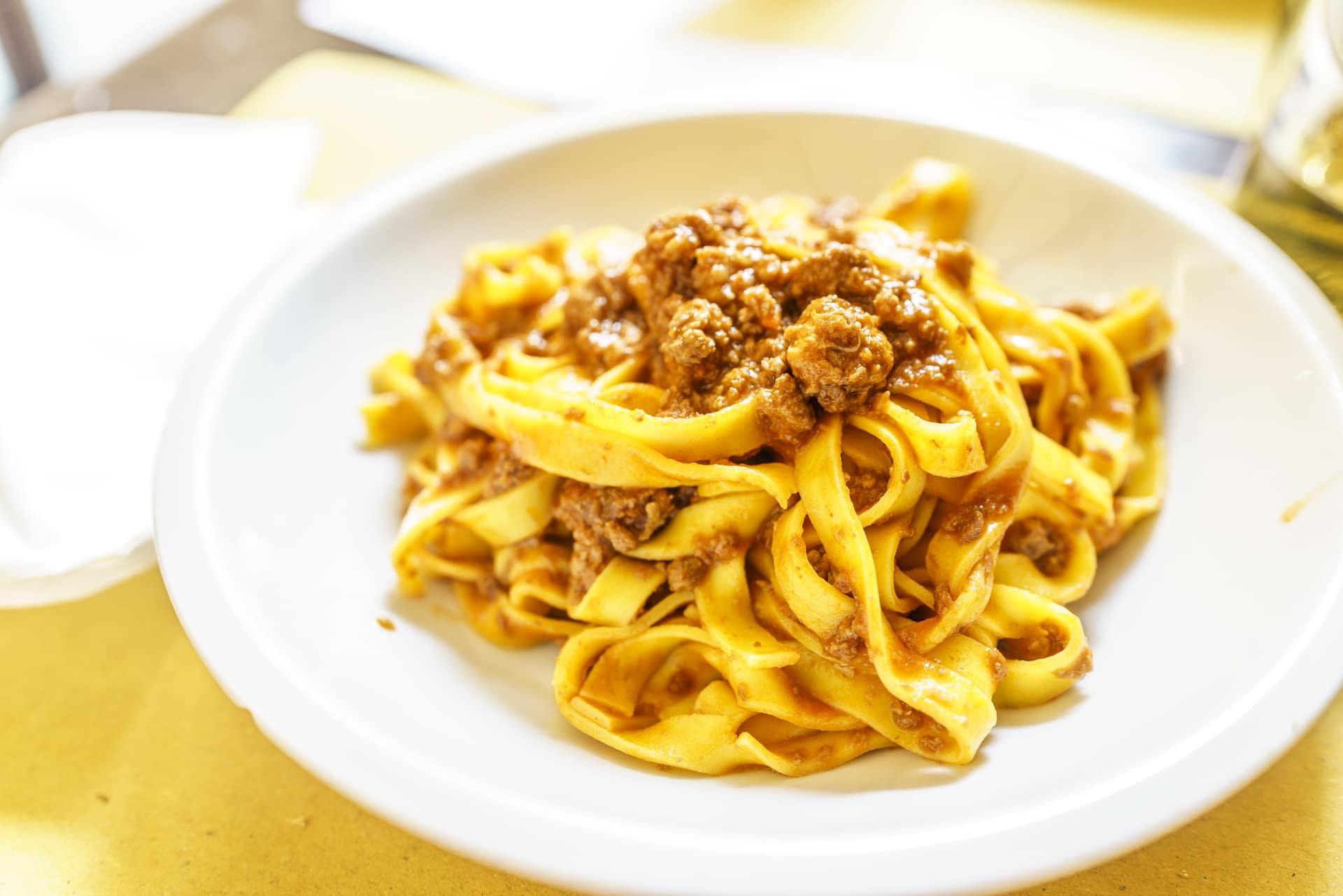 Bologna-Tagliatele-Ragu