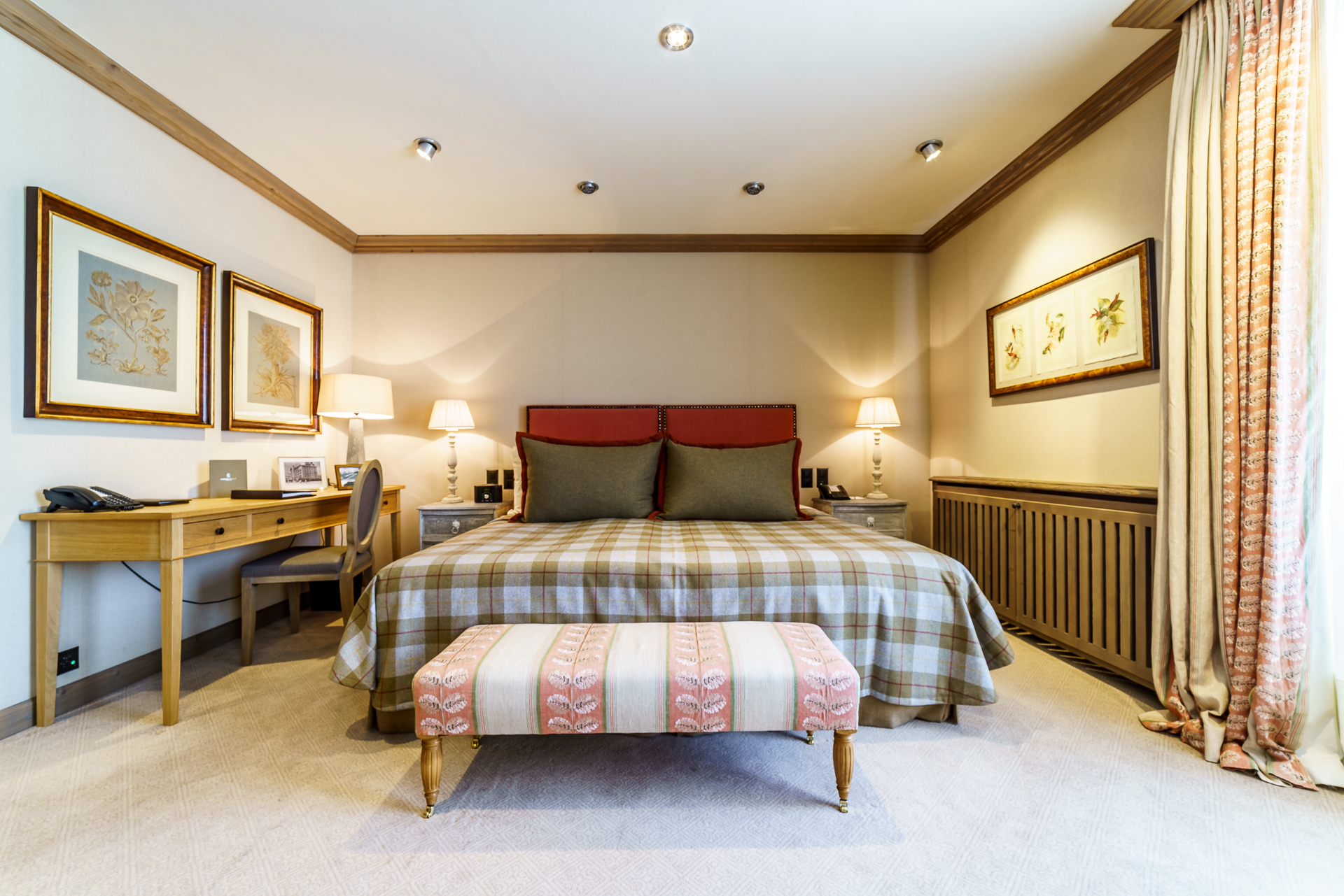 Gstaad-Palace-Junior-Suite-1