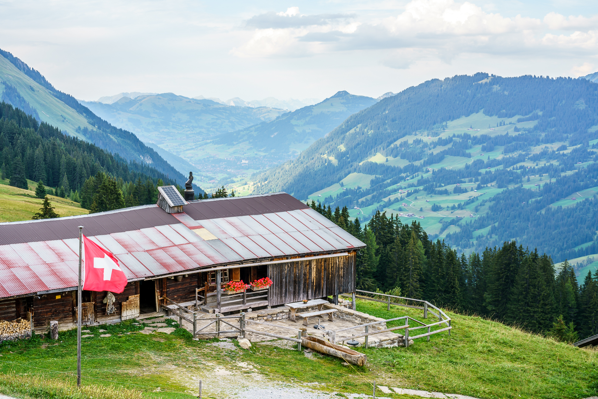 Walig-Huette-Gstaad-Palace