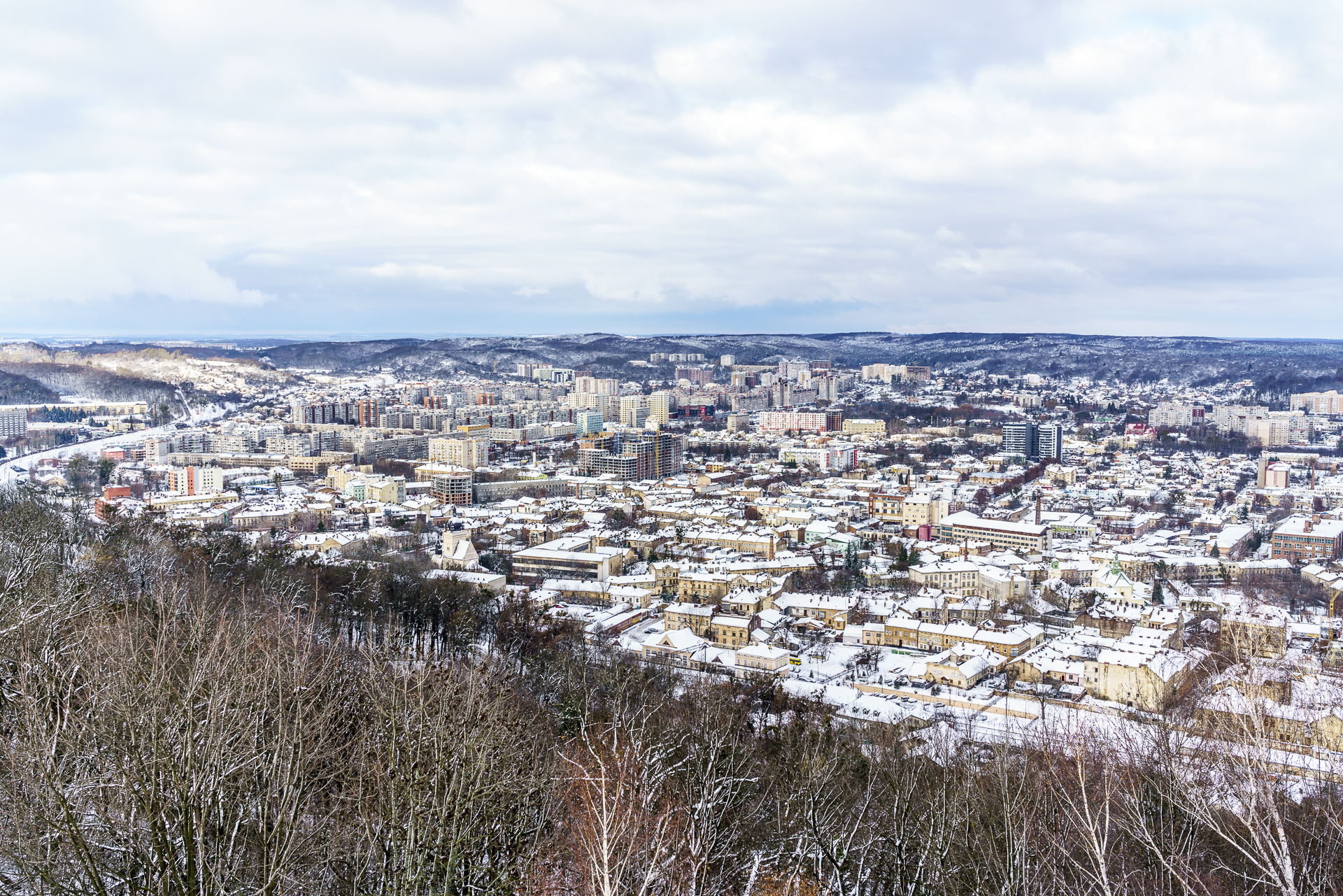 high-castle-hill-aussicht-2