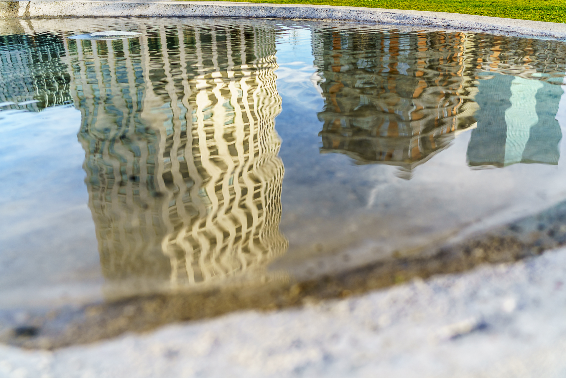 Pfingstweidpark Spiegelung