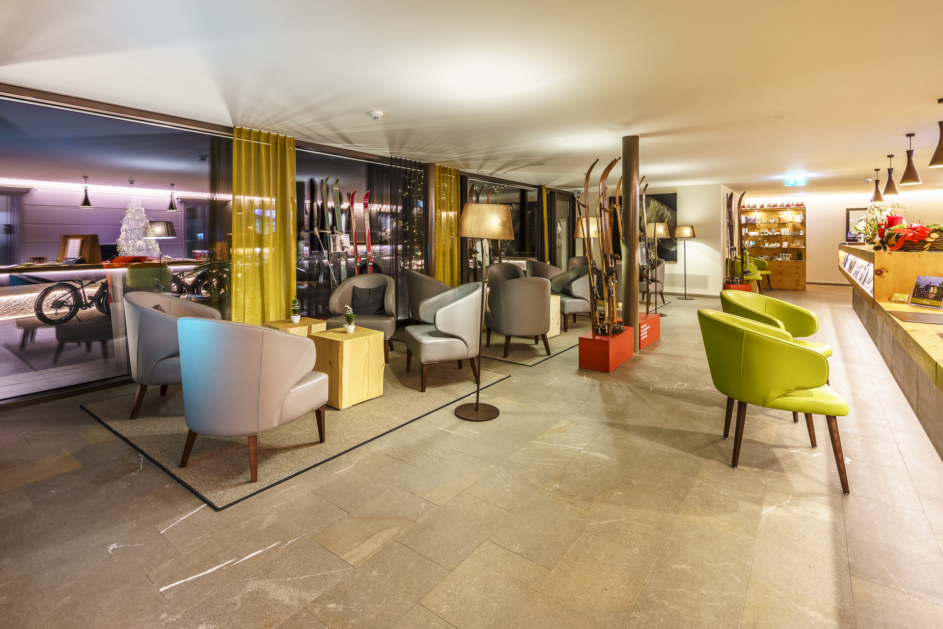 The-Alpina-Tschiertschen-Lobby