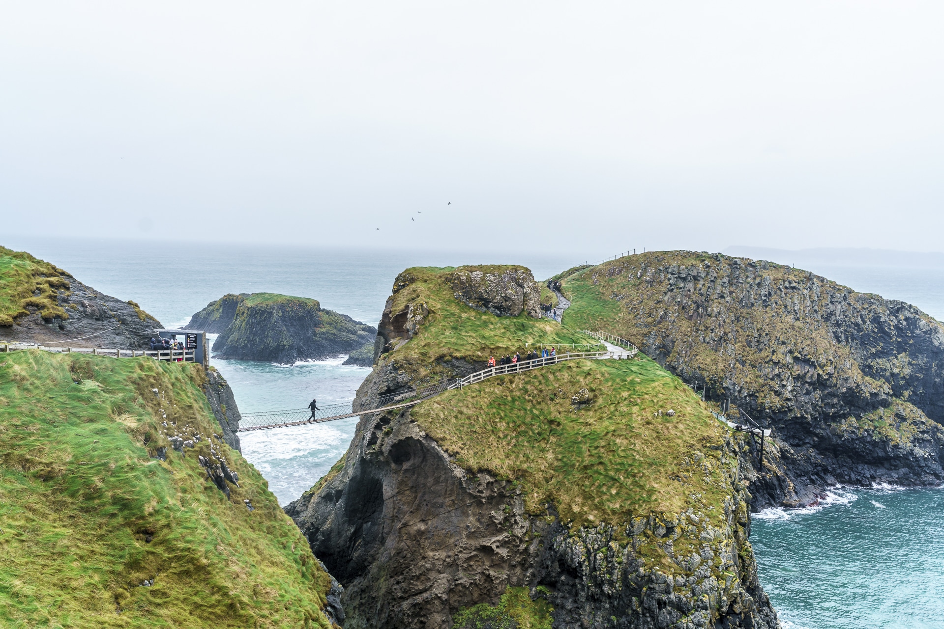Carrick-a-red-Rope-Bridge