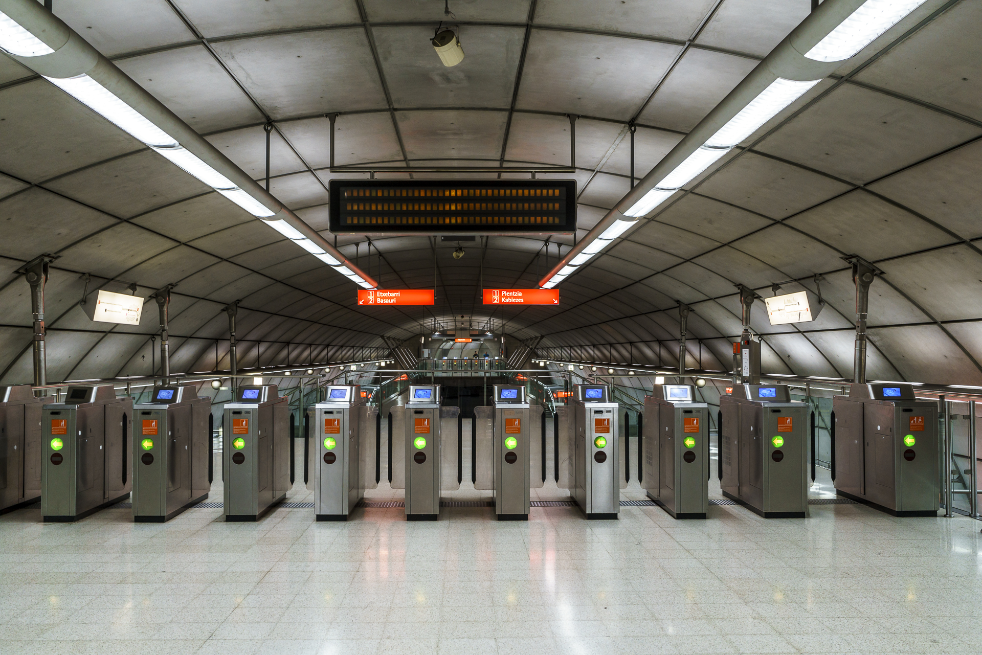 Metrostation Bilbao Design Norman Foster