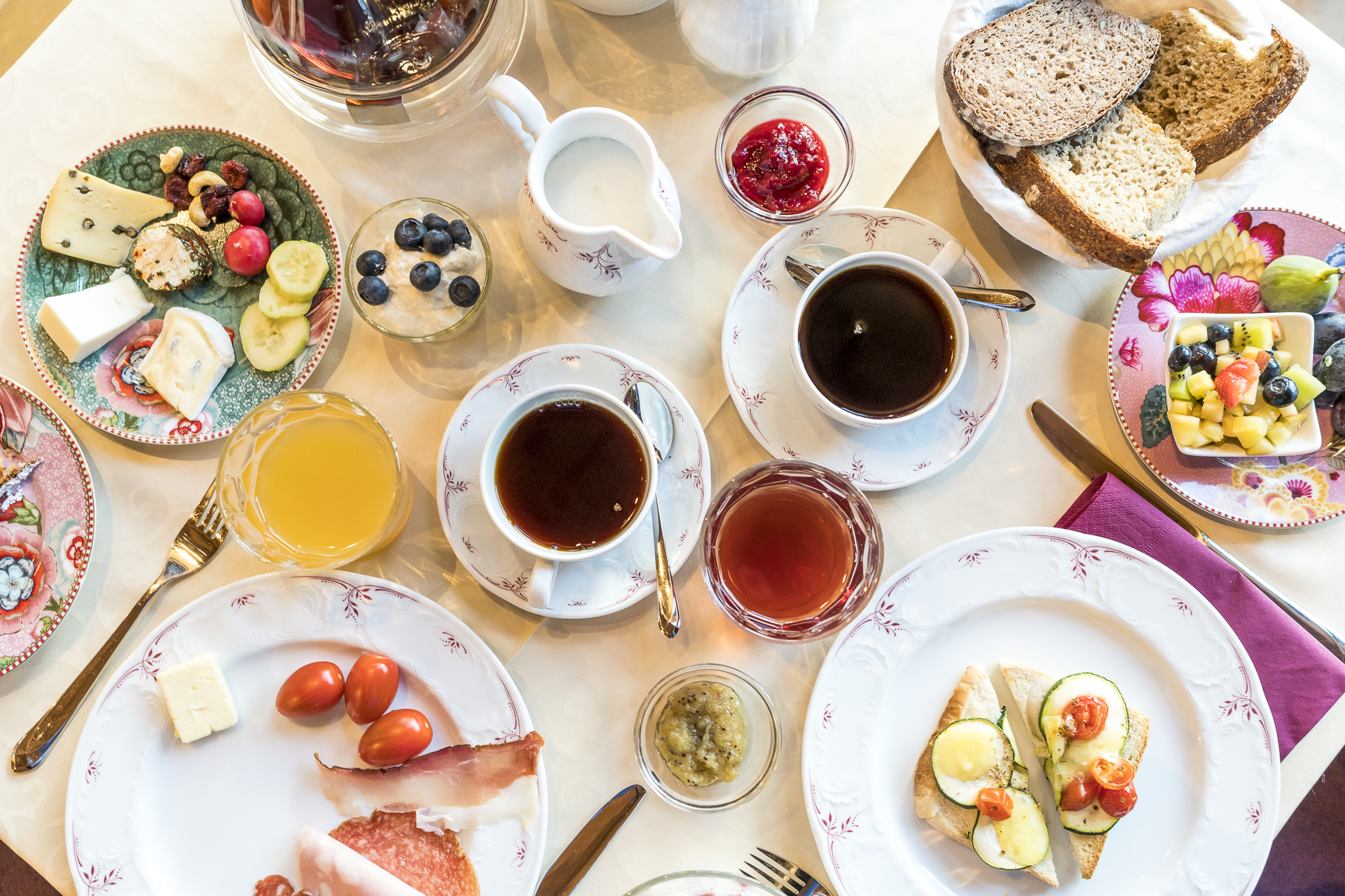 Frühstück im Schloss Plars Algund
