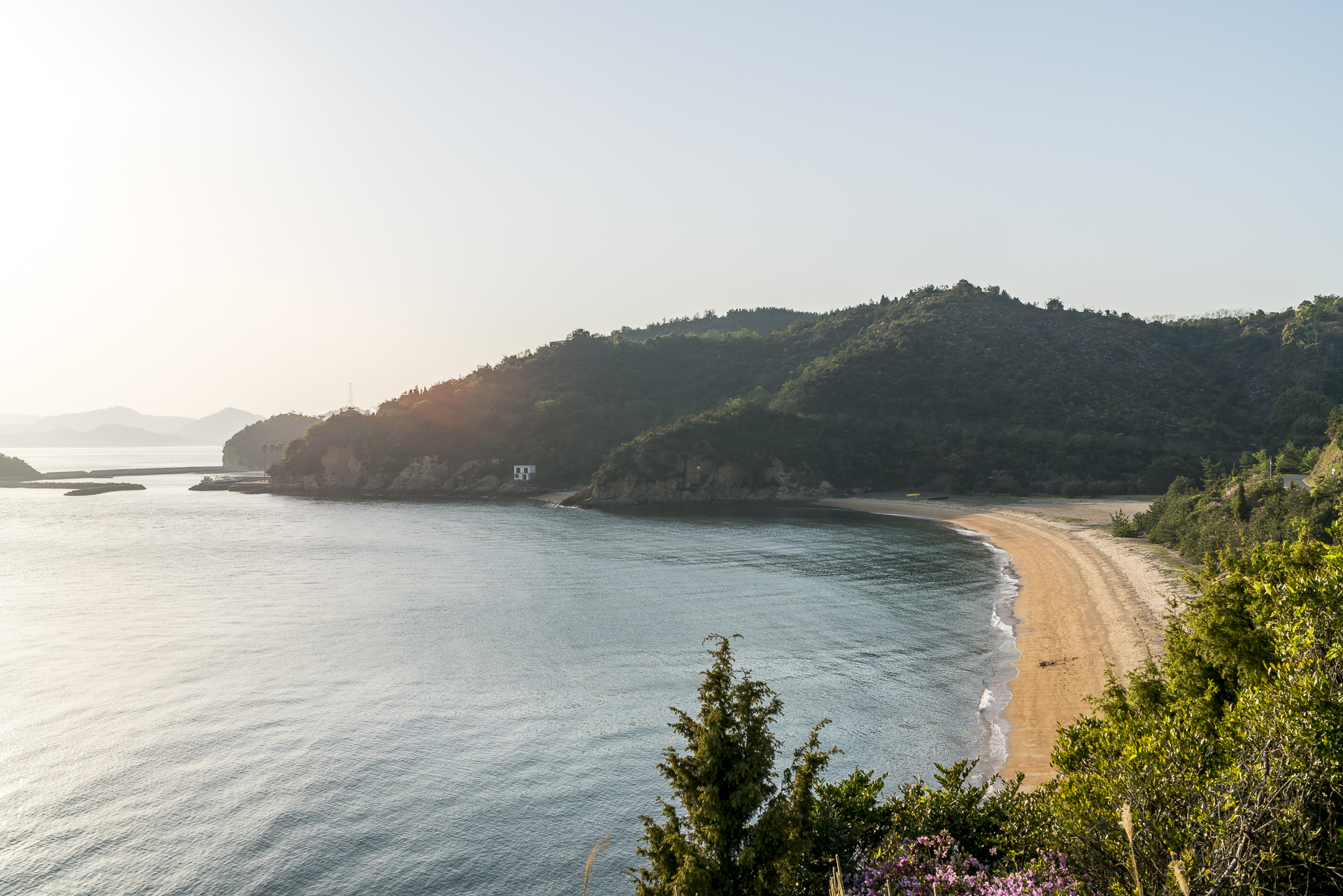 Abendlicht auf der Kunstinsel Naoshima