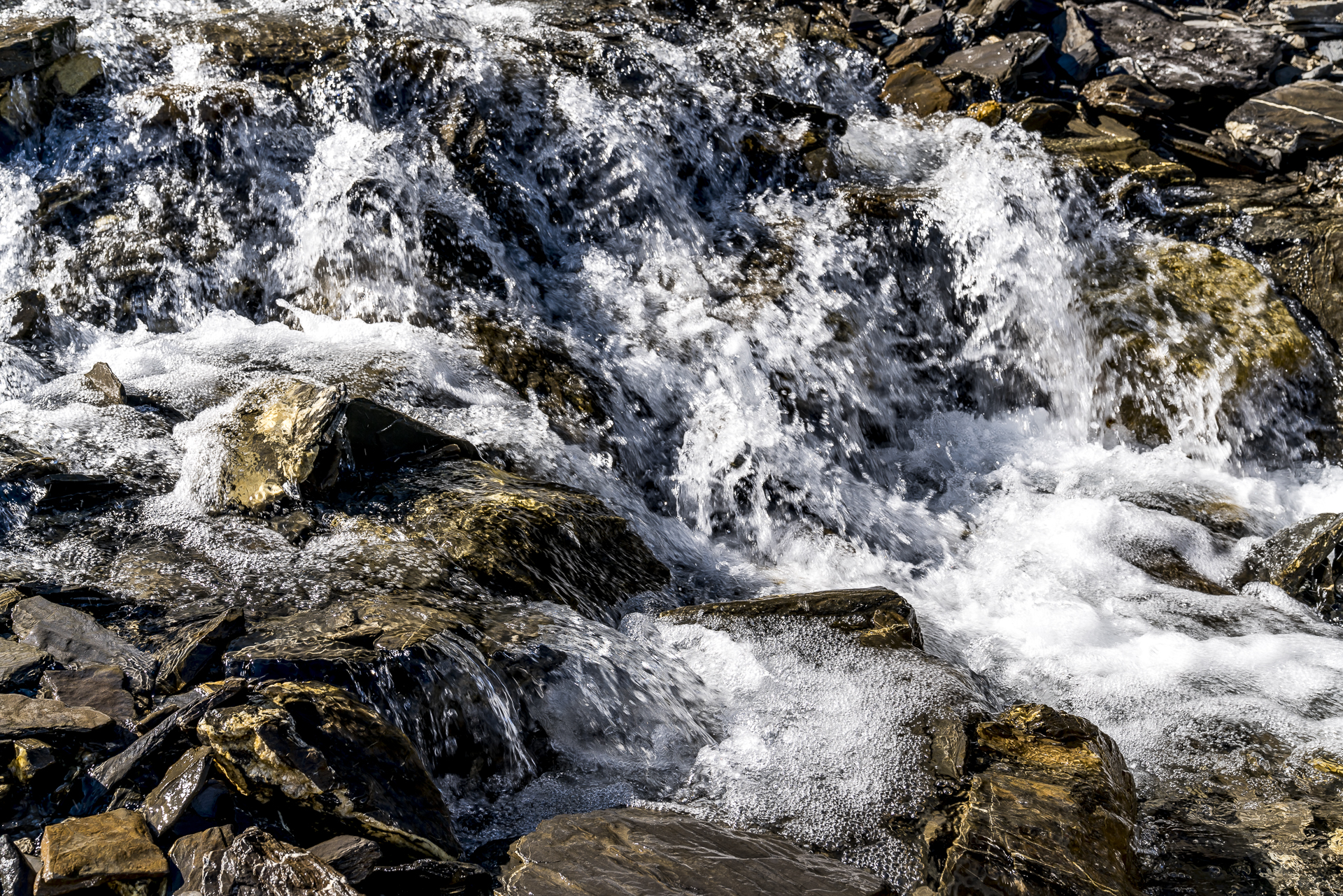 Bergbach - wildes Wasser