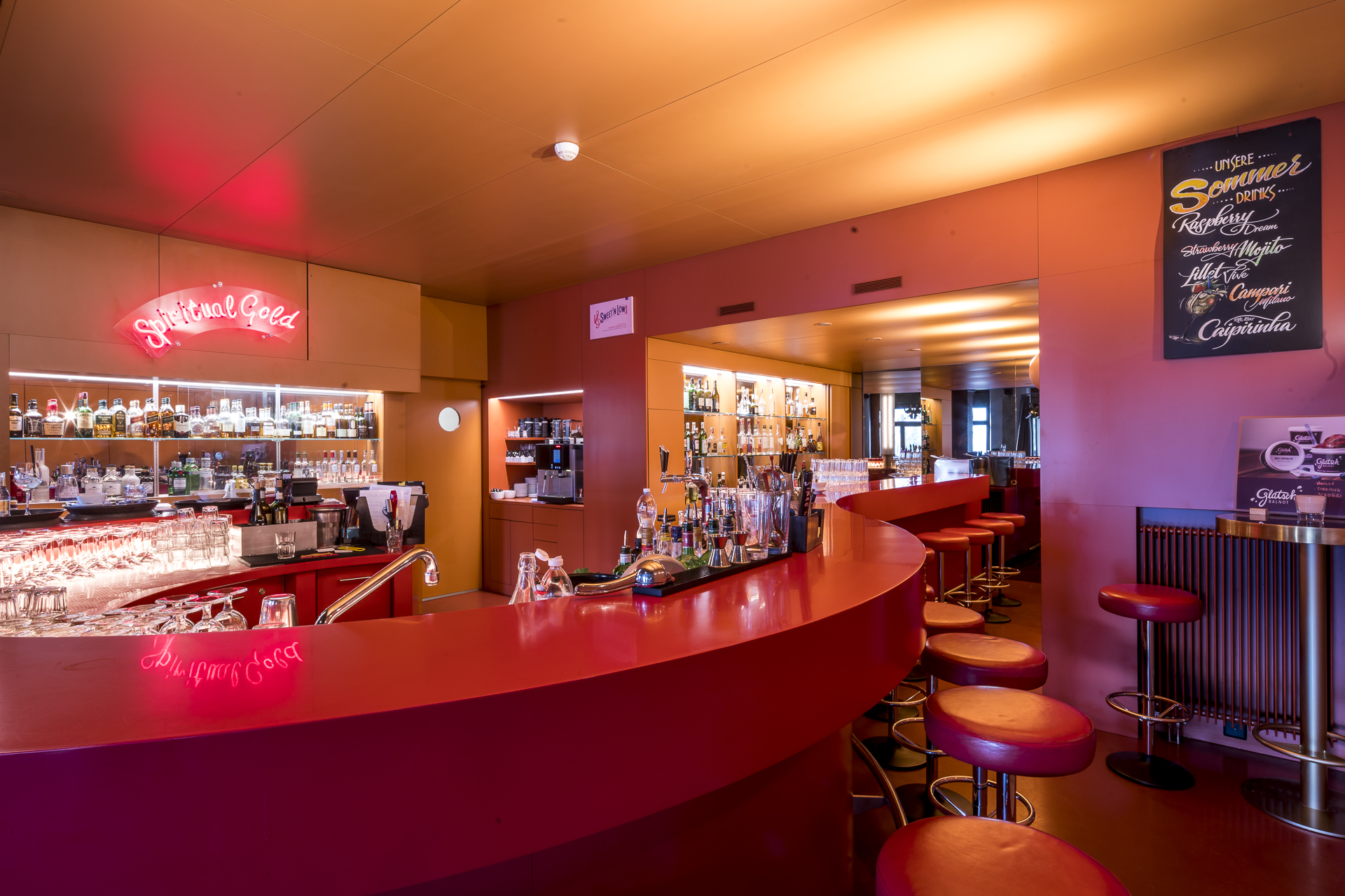 Rote Bar Castell Zuoz