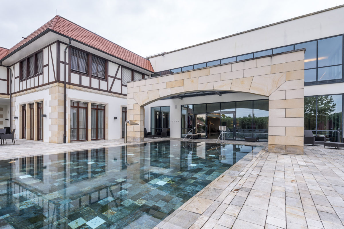 Schlosshotel Friedrichsruhe Spa Aussenbereich