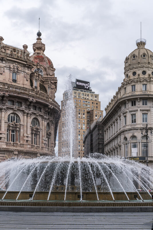 Genua Piazza Ferrari – Sehenswürdigkeit