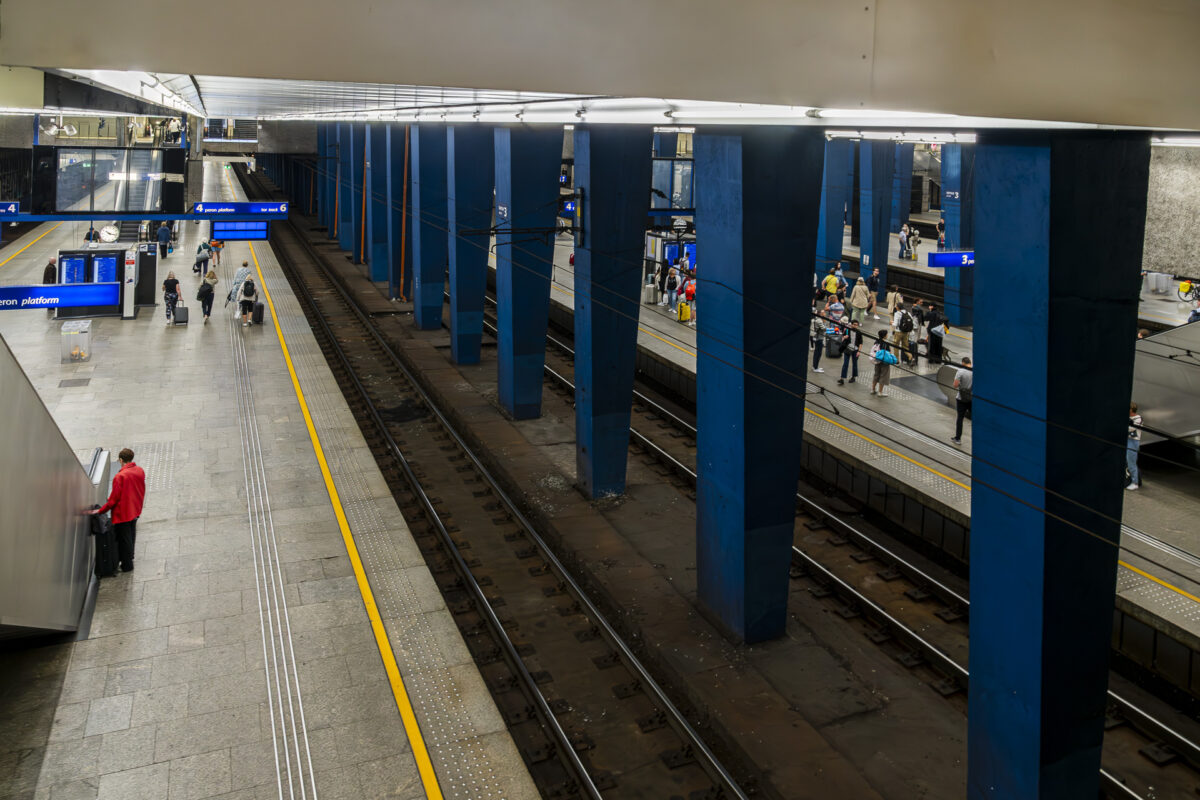 Bahnhof Warschau