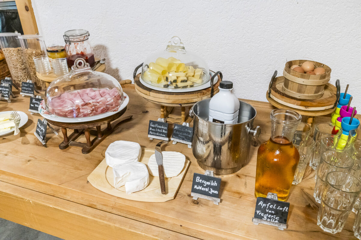 Frühstück im Berghotel zur Sau